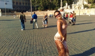 Замдиректора городского департамента спорта «зажигает»